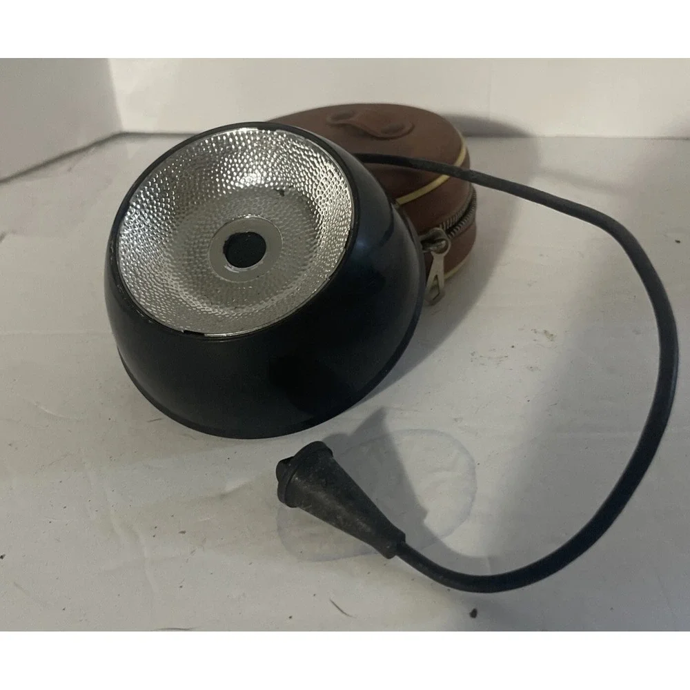 Vintage German Flash‎ Holder